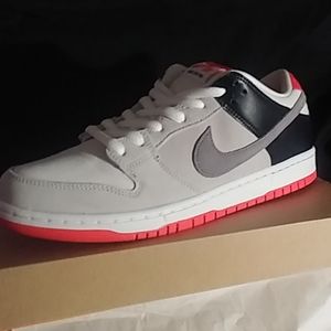 Nike dunk low infrared